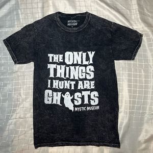 Women’s Mystic Museum hunt shirt size small